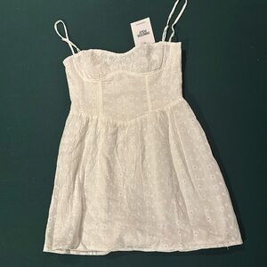 NWT PRINCESS POLLY WHITE LACE DRESS
